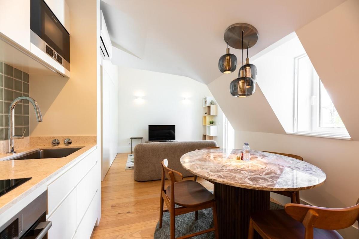 Apartment Eduardo Vii Park Amazing With Terrace Lissabon